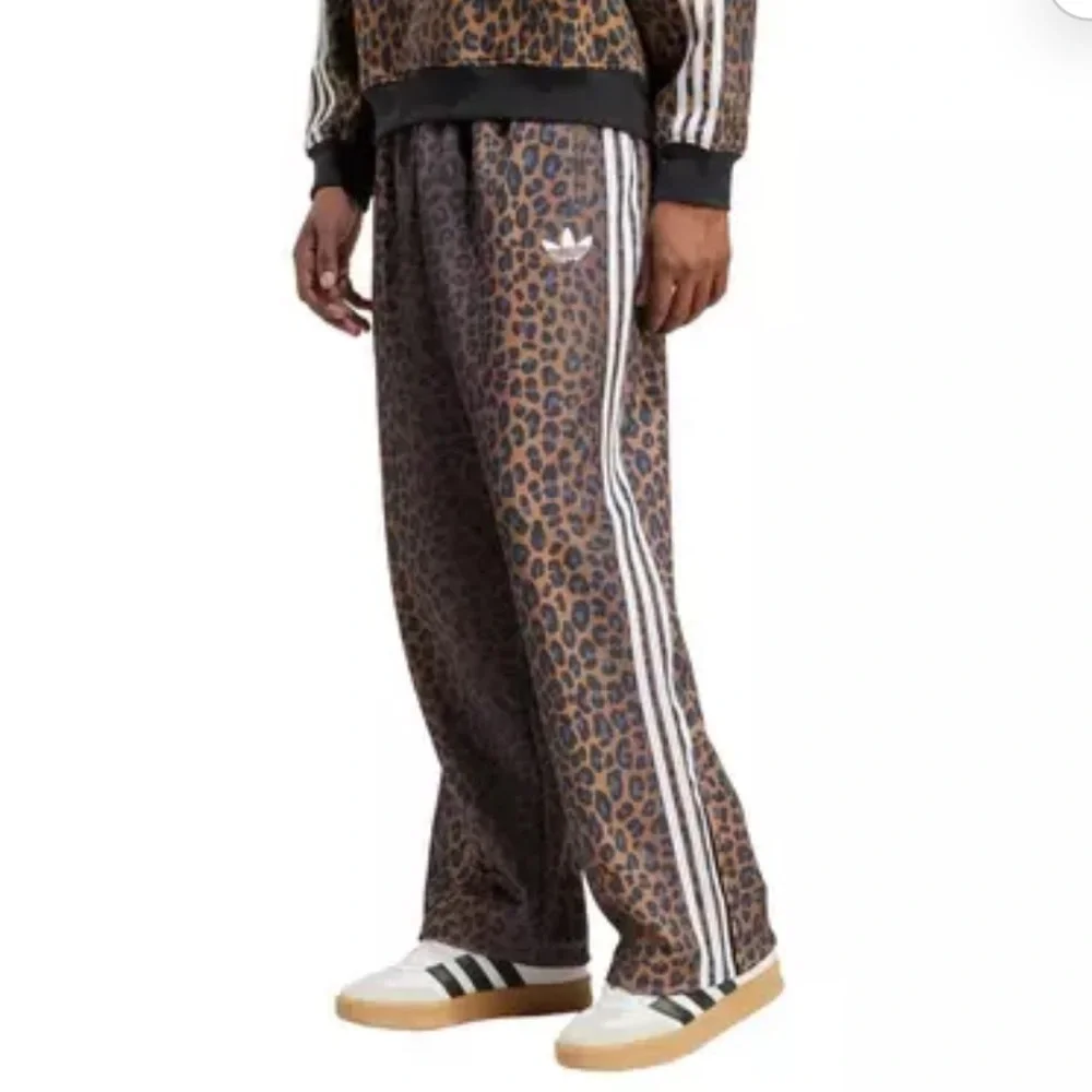 adidas Originals Men's Firebird Loose Leopard Track Pants - Picture 2 of 6